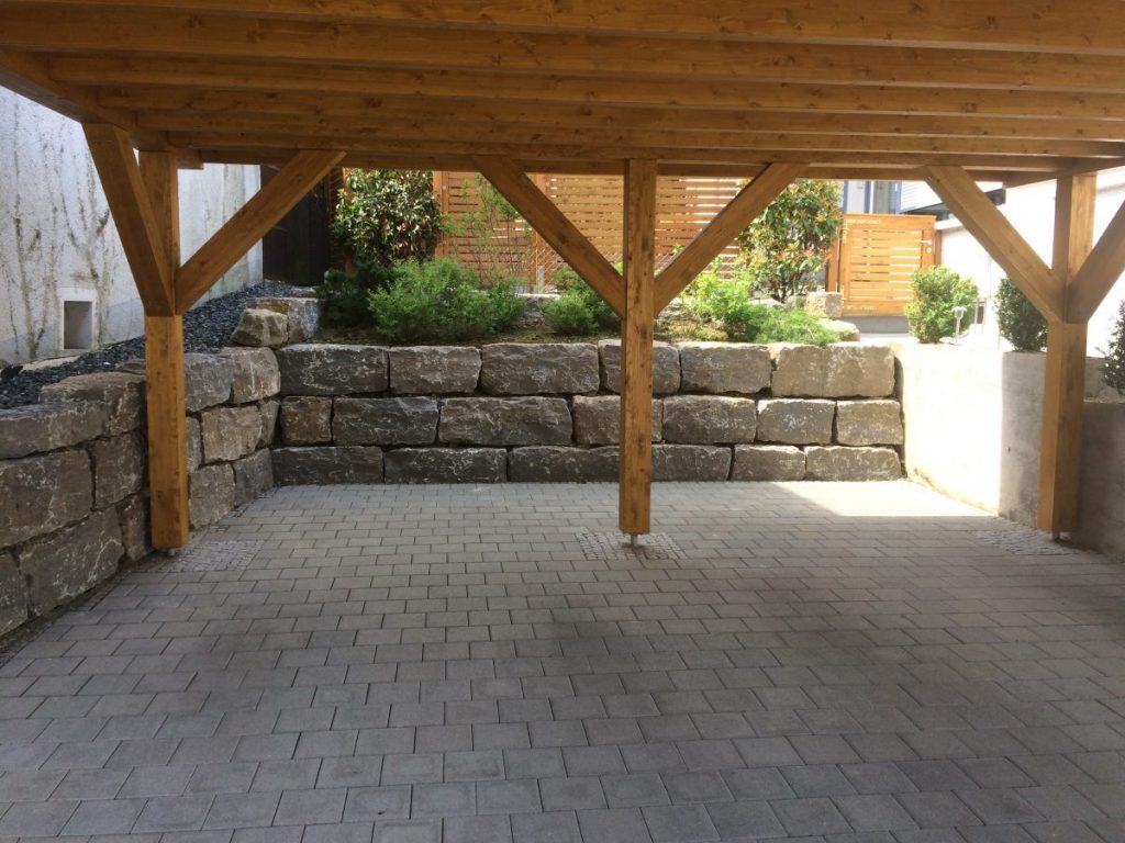 Carport-Mauer